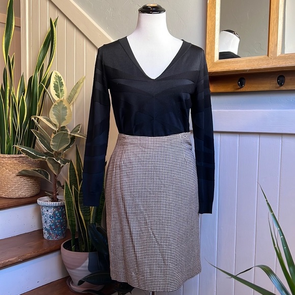 Ralph Lauren Collection Purple Label Cotton & Cashmere Blend Houndstooth Skirt - Picture 12 of 14